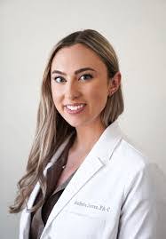 Mariah Stevens's Instagram, Twitter & Facebook