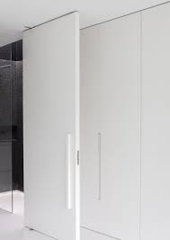 Villa M L Interieurarchitecten Arjaan De Feyter Placard Blanc Porte Placard Idee Sejour