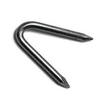 Clavos en forma de U para cercas de acero 1-1/4''