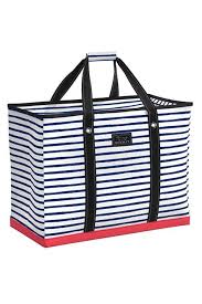 Asos design cardholder in strawberry print. 18 Best Beach Bags For 2021 Trendy Totes For The Beach