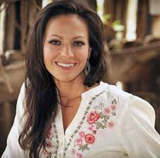 Only true fans know this when did Rory Feek start singing?