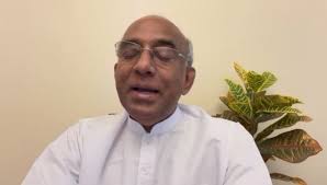 Mr. Naveen & Son From USA sharing their happy feedback.. .... .... .... For  more details Contact📞7994889496,04734 226003 #wellspringhospital  #eyeandenthospital #adoor