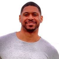 Brian Dewberry's Instagram, Twitter & Facebook