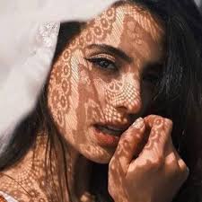 Help, I can't make a selection!! 😍 A or B.