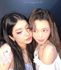 Ly Han and Hansasara