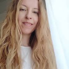 Hanuman Mantra (Strength through Devotion) OM Hum Hanumate Vijayam Victory  to the invincible Hanuman. By invoking prana (life force) with this mantra,  our awareness is showered with 'vigorous energy'... an energy so