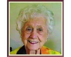 Rose Luongo's Instagram, Twitter & Facebook