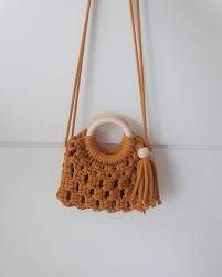 Association Instagram Korea Macrame Maison Modern Wood Maison De Macrame Korea Modern Macrame Association On Instag 2020 Orme Cantalar Sanat Canta Cantalar