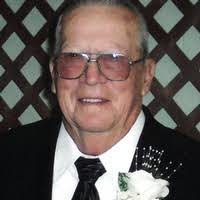 Kenneth Allman's Instagram, Twitter & Facebook