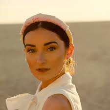 AMY ARTHUR (@amyarthur_official) · Sydney, NSW