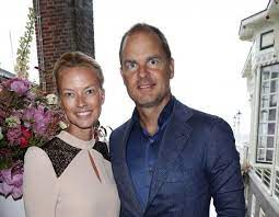 Laten we zorgen dat we in 2021 álle prijzen met turkije en noorwegen krijgen we pittige tegenstanders. Weekbladweekend En Twitter Frank De Boer En Zijn Vrouw Helen Hebben Een Zware Dag Vandaag Weekend Afscheid Frank De Boer Https T Co Rpyrbyd52a Https T Co Odakvcvrhi