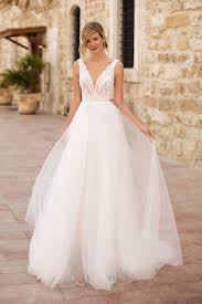 Maybe you would like to learn more about one of these? Brautmode Brautkleider Fur Koln Ihr Brautgeschaft Nahe Koln