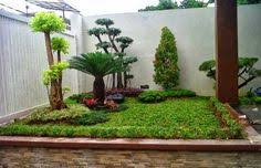 Banyak orang berpikir rumah minimalis modern adalah rumah sempit berwarna putih dengan perabotan yang sederhana. 30 Desain Taman Minimalis Modern Ideas Garden Design Minimalist Garden Small Garden Design