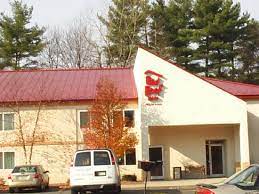 Red roof inns hotels in greenfield ma. Red Roof Inn Picture Of Red Roof Plus South Deerfield Amherst Tripadvisor