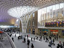 The World S Most Beautiful Train Stations From Mozambique To Spain Kings Cross Station Train Station Grand Central Station