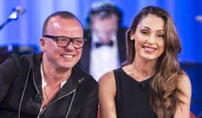 Denise esposito 1 месяц назад. Gigi D Alessio Mano Nella Mano Con La Nuova Fidanzata Chi E Denise Esposito