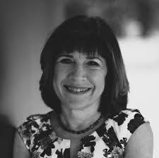 Laura Pich's Instagram, Twitter & Facebook