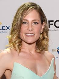 Tara Spencer's Instagram, Twitter & Facebook