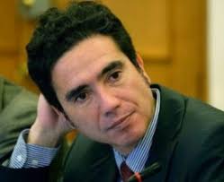 Ministro Briones proyecta caídas "más drásticas" para mayo y junio que el  -14 por ciento de abril