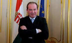 7,7 milliárd forint a civileknek. Szalay Bobrovniczky Hidszerepet Tolt Be Az Erdelyi Magyarsag