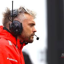 Ex-Honda boss Leon Camier lands new role with WorldSBK team for 2024