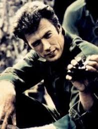 Clint eastwood gets back on the horse (and in front of the camera) at 91 Stosstrupp Gold Trailer Kritik Bilder Und Infos Zum Film