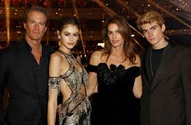 Fans not only feel bad for him but also for his mother. Cindy Crawford Rande Gerber S Son Presley S Dui His Life Is A Party With Famous Parents