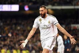 kaʁim bɛnzema ؛ مواليد 19 ديسمبر 1987) هو لاعب كرة قدم فرنسي يلعب في مركز الهجوم مع نادي ريال مدريد في الدوري الإسباني ومنتخب فرنسا. Ø§Ø®Ø¨Ø§Ø± Ø§Ù„Ø±ÙŠØ§Ø¶Ø© Ø§Ù„Ø¹Ø§Ù„Ù…ÙŠØ© Ø§Ù„ÙŠÙˆÙ… Ù…Ø¹ Ø§Ù‚ØªØ±Ø§Ø¨ Ø±Ø­ÙŠÙ„Ù‡ Ù…Ø§Ø°Ø§ Ù‚Ø¯Ù… Ø¨Ù†Ø²ÙŠÙ…Ø§ Ù…Ø¹ Ø§Ù„Ù…Ù„ÙƒÙŠ Ø§Ù„ØªÙŠØ§Ø± Ø§Ù„Ø§Ø®Ø¶Ø±