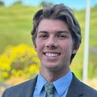 Gin Yee's Instagram, Twitter & Facebook