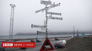 Ömrünüzün sonuna kadar aramak zorunda kalacağınız bir durumdur ki zira kuzey kutbunda ev yapabilecek bir kara parçası yoktur. Kuzey Kutbu Yeni Bir Soguk Savas A Mi Sahne Olacak Bbc News Turkce