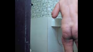Desi Mms-Indian STEPMom Bathing- Stepson Secretly shoot nude bathing Video  of his stepmom.