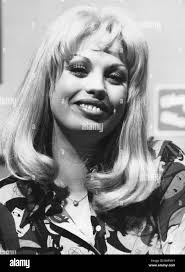 70s barbara Black and White Stock Photos & Images