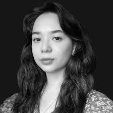 Debbie Hotz's Instagram, Twitter & Facebook