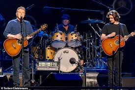 Don henley (l) and frey in 2014. The Eagles Are Not Just The Best Selling American Band They Re Simply The Best Daily Mail Online