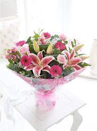 You know she'll say with a oh, but you didn't have to! but it's still a gesture that will make her feel really loved. Last Minute Happy Mother S Day Plant Flowers Uk 2018 Australia For Today Mother Mothersday Mothersda Flowers Uk Flower Arrangements Mothers Day Flowers
