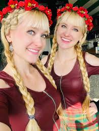It's Day 2 of the Long's Peak Scottish-Irish Highland Festival in Estes  Park, Colorado! 🏔️🏔️ Harp Twins + Volfgang Twins show times: 🎵Saturday:  10:45am and 2:50pm 🎵Sunday: 12pm (noon) and 4pm ***Important:
