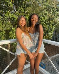 loving it here ☀️☀️