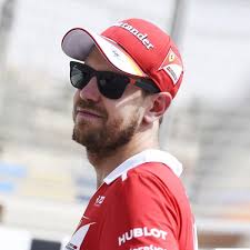 Polarized Ray Ban Wayfarer Ferrari Edition RB4296M SCUDERIA FERRARI  COLLECTION