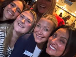 Michelle Esparza Smith (@mishagirl67) • Threads, Say more