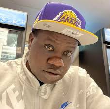 Please make him Mexican. It's urgent. iners LAKERS SANGELES ANGELES ARar  Lios LOS mumn グ FOIN