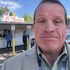 Eddie Spaghetti Cooks