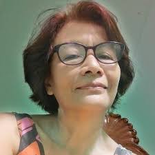 Daisy Pascua's Instagram, Twitter & Facebook