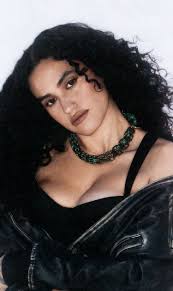 REVIEW: Empress Of Embodies Hollywood's Glitz & Glam