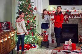 Watch An Exclusive Sneak Peek Of Holly Ivy The New Hallmark Christmas Movie That Tackles Terminal Illness And Foster Families Hallmark Christmas Movies New Hallmark Christmas Movies Christmas Movies