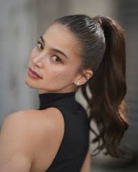 Anne Curtis