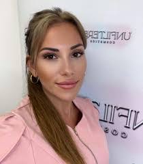 Charlotte Yeung's Instagram, Twitter & Facebook