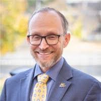 Tyrone Smiley's Instagram, Twitter & Facebook