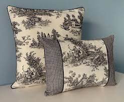 See more ideas about french bedroom, home decor, bedroom. Pin On Throw Pillows