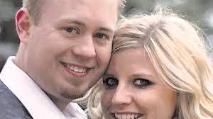 Tara Hendrickson's Instagram, Twitter & Facebook