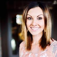 Crystal Neff's Instagram, Twitter & Facebook